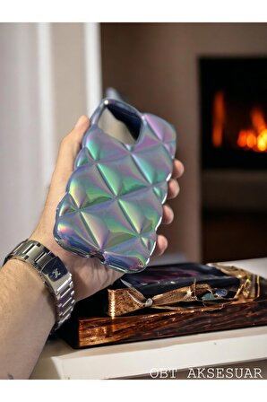 iPhone 14 Pro Max Uyumlu Geometrik Dilimli Hologramlı Baklava Şişme Puf Koruyucu Kapak Kılıf