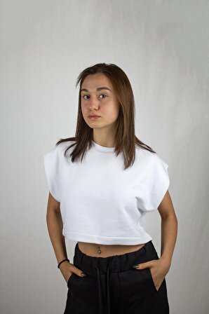 Beyaz Basic Kolsuz Crop Sweatshirt