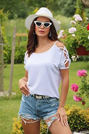 Kadın Omzu Çapraz Şeritli Salaş T-Shirt