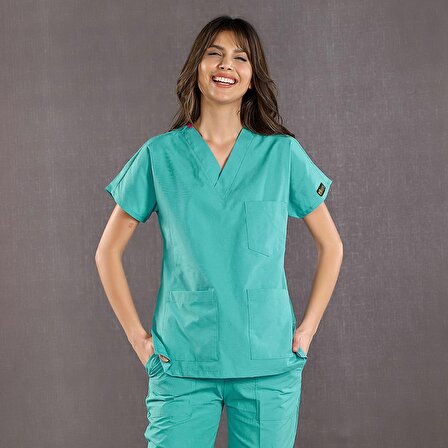 Benetton Yeşili Doktor Hemşire Forması Medikal Forma Cerrahi Takım İnce Kumaş
