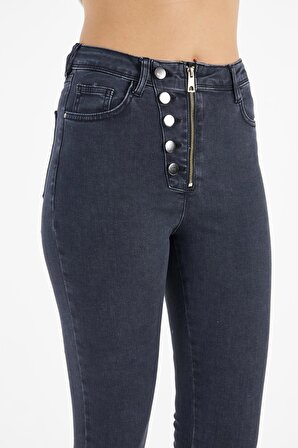 Kadın Yüksek Bel Full Likralı Skinny Jean Dar Kesim Düğme Fermuar Detaylı Kot Pantolon
