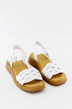 Beyaz Deri Kadın Sandalet