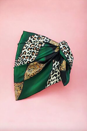 Yeşil Leopar Desenli Kısa Pareo Saten Iç Göstermez Kadın Plaj Elbisesi Yeni Sezon