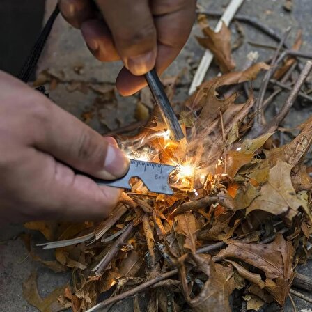 Acil Durum Magnezyum Çubuk Çakmaktaşı Hayatta Kalma Ateş Başlatıcı Çakmak Kiti Düdük