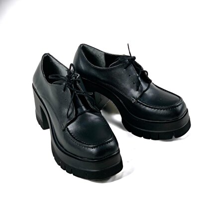 Basskan Kerta Siyah Bağcıklı Yüksek Topuklu Leofer Günlük Ayakkabı