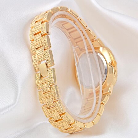 Şık Kristal Taşlı Çelik Kasa Ve Kordon Altın Sarı Kadın Kol Saati ST-304134