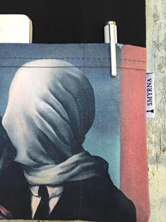 Askılı Kitap / Tablet / Ebook Çantası – Kılıfı ( Aşıklar , Rene Magritte )