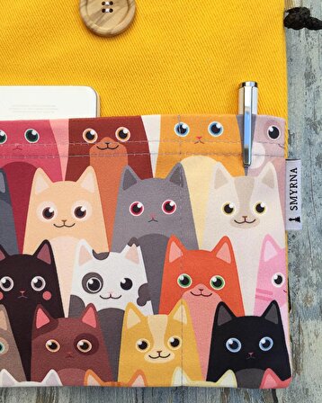 Askılı Kitap / Tablet / Ebook Çantası – Kılıfı ( Kedi Sarı )