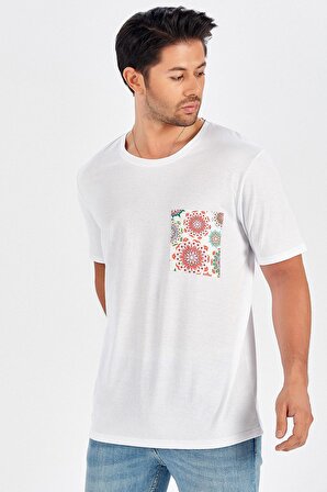 Peraluna Cep Desenli Düz Kesim Beyaz Pamuklu T-Shirt
