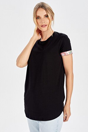 Peraluna Kol Ucu Desenli Uzun Siyah Pamuklu Kadın T-Shirt