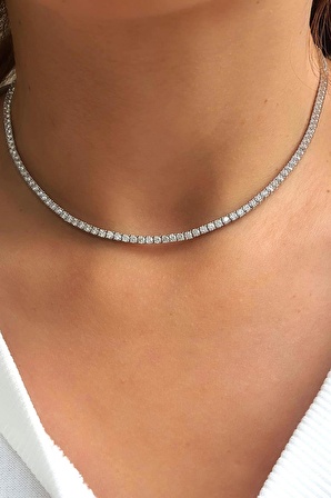 Pırlanta Parlaklığında Swarovski Taşlı 925ayar Gümüş Su Yolu Choker Kolye 