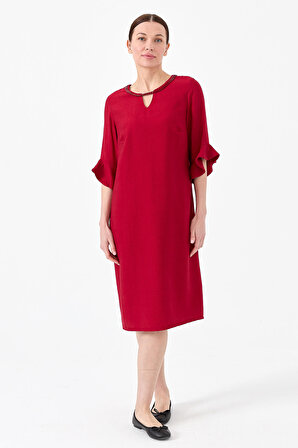 Kadın Yakası Zincir Aksesuarlı Keten Elbise Kırmızı