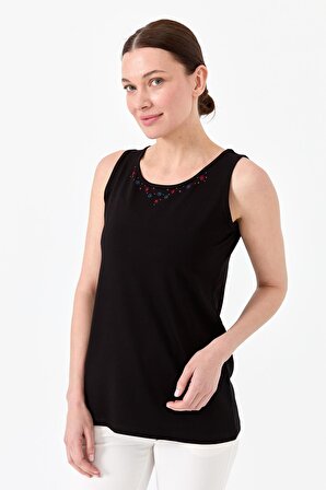 Kadın Sıfır Yaka İşlemeli Askılı Penye T-shirt Siyah