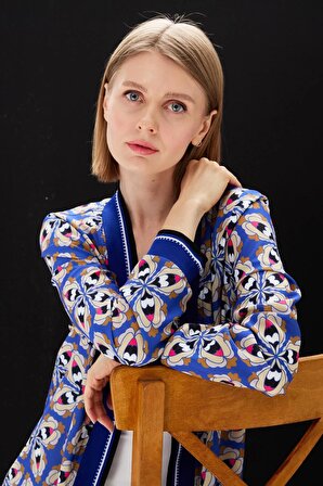 Kadın Hakim Yaka Çiçek Desenli Yazlık Ceket Mavi