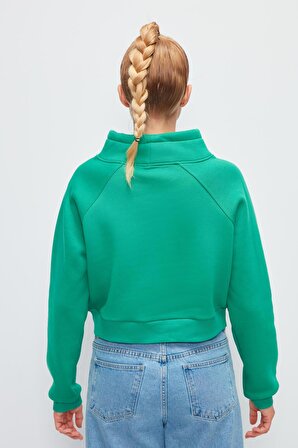 Düz Renk Kordon Detaylı Kısa Sweatshirt