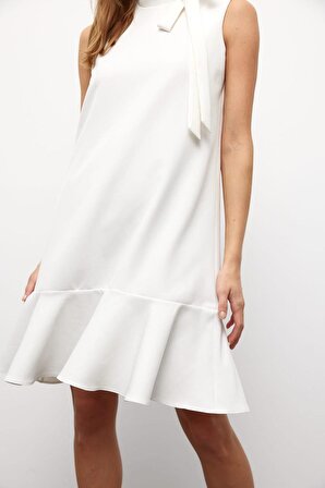 Muni Muni Düz Renk Yaka Detaylı Elbise-Beyaz