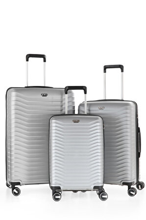 Seyahatleriniz İçin Mükemmel Partner: Ultra Dayanıklı 3'Lü Set Valiz & Bavul Gir