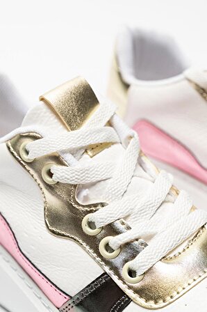Beyaz Kadın Sneaker Bağcıklı Pembe Gold Detaylı Sneaker Elle