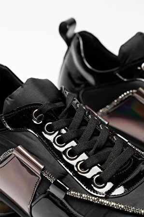 Siyah Kadın Bağcıklı Şeffaf Taban Spor Ayakkabı Black