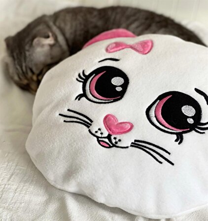 Sevimli Pembe Kedi Tasarımlı Peluş Yastık
