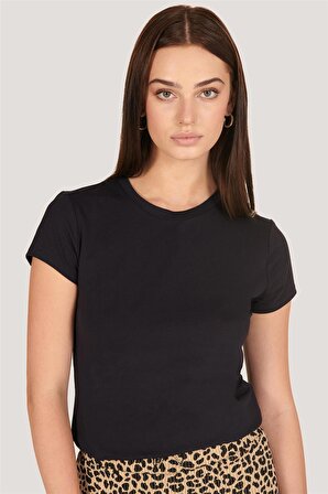 P-004953 - Kadın Sıfır Yaka Kısa Kollu Örme T-shirt - SİYAH