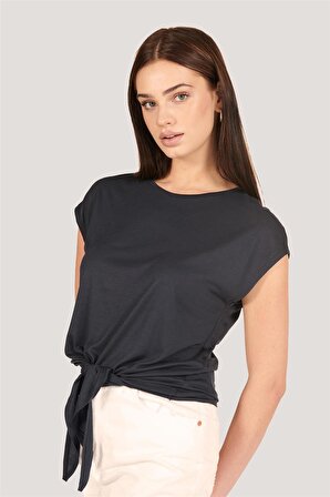 P-004933 - Kadın Basic Önden Bağlamalı Kısa Kollu Örme T-Shirt - LACİVERT