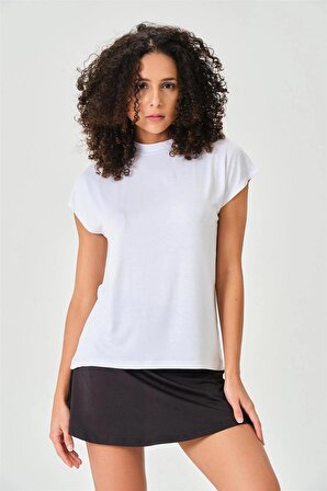 P-004932 - Kadın Kısa Kollu Yüksek Yaka Örme T-Shirt - OPTİK BEYAZ