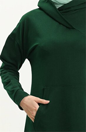 Aysima Yaka Detaylı Kapşonlu Sade Basic Sweatshirt - 3032 - Zümrüt
