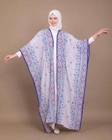 Kısa Kollu Oversize Kalıplı Geleneksel Kalın Nakışlı Kadın Beyaz Geniş Abaya Freesize C100015