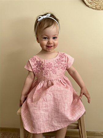 Keten Yakası Nakışlı İşlemeli Kısa Kol Kız Bebek Elbise Pembe