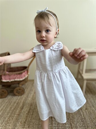 Kolları Fiyonk Detaylı Kız Bebek Elbise