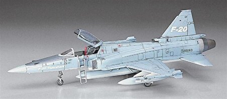 Hasegawa B3 00233 1/72 Ölçek F-20 Tigershark Savaş Uçağı Plastik Model Kiti