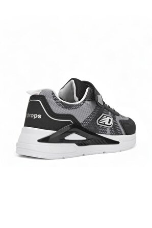Triko Siyah Beyaz Cırtlı Erkek Çocuk Spor Ayakkabı