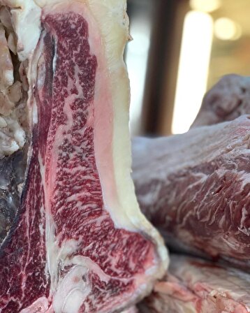 T-Bone Steak Prime Plus Plus, BMS 8-9, Grade Quality A5 Steak Beef - Dilek Gurme Kasap