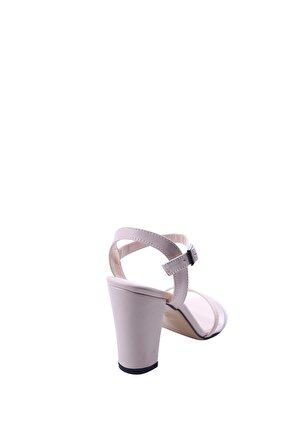 Gizzah 1460 Kadın 9 Cm Kalın Topuk Şeffaf  Bantlı Sandalet