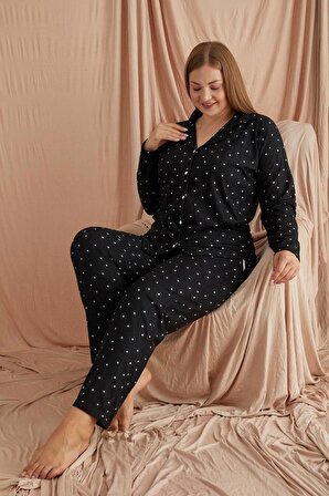 Kadın Kışlık Büyük Beden Siyah Yıldız Desenli Düğmeli Uzun Kollu Süet Pijama Takımı