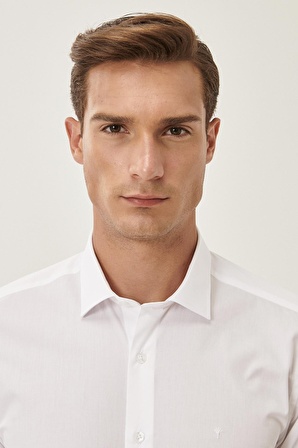 Erkek Beyaz Ütülemesi Kolay Slim Fit Dar Kesim Klasik Yaka Pamuklu Gömlek