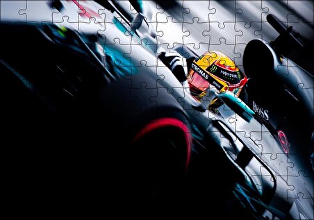 Cakapuzzle  Lewis Hamilton Mersedes İle Formula 1 Görseli Puzzle Yapboz MDF Ahşap