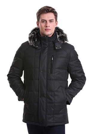 Siyah Slim Fit Hakim Yaka Kürklü Kapüşonlu Kaban | M