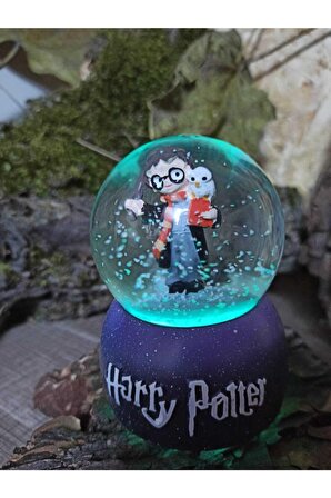 Harry Potter Kar Küresi Orta Boy Işıklı 9x7 Cm