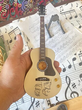 Akustik Gitar El Yapımı Ahşap Minyatür Hediyelik Biblo 25 cm 4 Gibson John Lennon