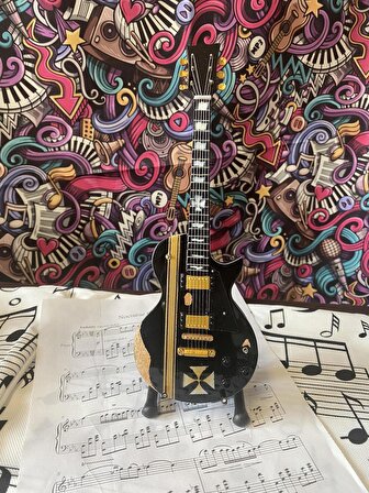 Elektro Gitar El Yapımı Ahşap Minyatür Hediyelik Biblo 25 cm Metallica Collectible James