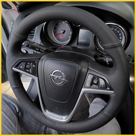 Opel Astra J Araca Özel Direksiyon Kılıfı (BOMBELİ Derili Araclara Uyumlu)