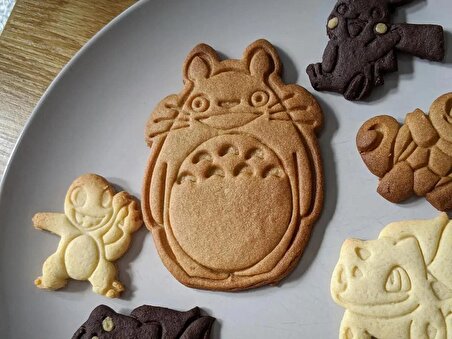 Totoro sevimli kurabiye kalıbı