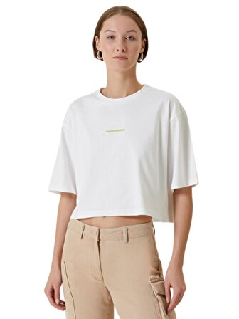 Oversized Beyaz Logo Baskılı Crop T-shirt