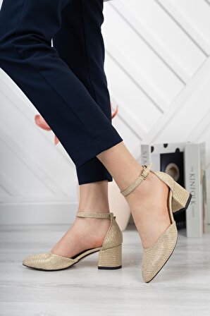 MERVE BAŞ Kadın Altın Çupra Tek Bant Kalın Topuklu Klasik Ayakkabı