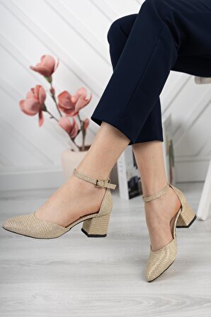 MERVE BAŞ Kadın Altın Çupra Tek Bant Kalın Topuklu Klasik Ayakkabı