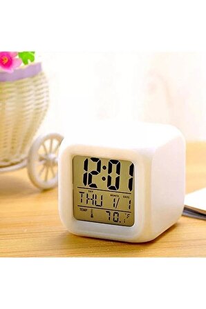 7 Renk Değiştiren Dijital Küp Ev Ofis Masa Saati Alarm Çalar Saat