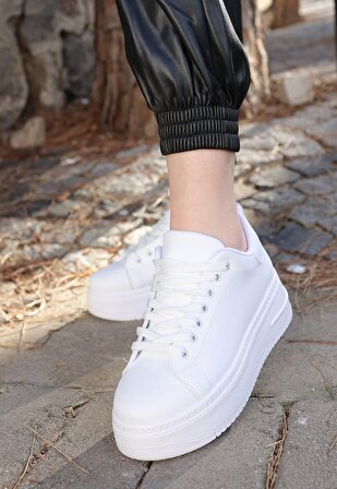 SBN  Beyaz Cilt Bağcıklı Spor Ayakkabı