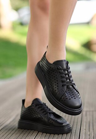 SBN Siyah Cilt Bağcıklı Spor Ayakkabı